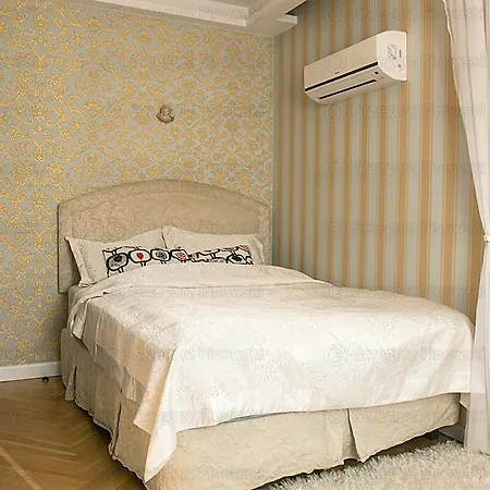 6 Pietro Apartment Krakau