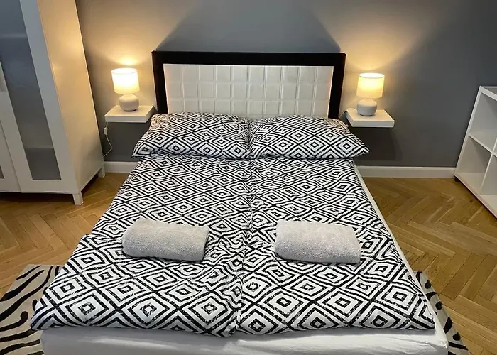 6 Pietro Appartamento